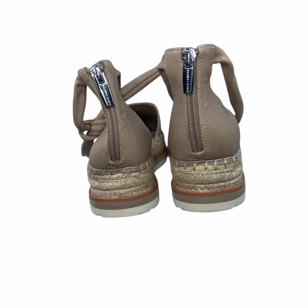 Women's Snakeskin Espadrille Flats Vince Camaro size 9 (40) EUC